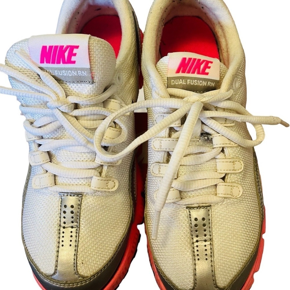 Women’s dual fusion RN sneakers